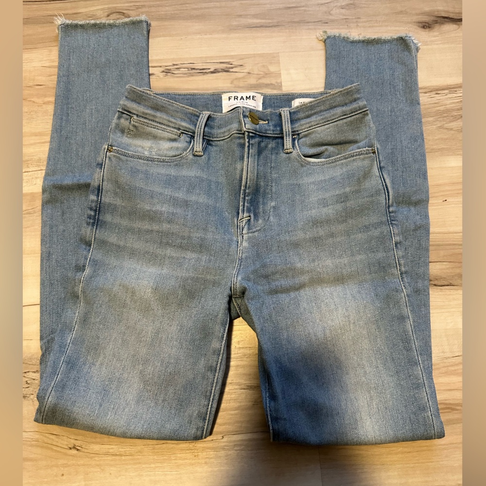 Frame Jeans - Picture 2 of 4